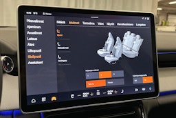 musta Polestar 4 2025 kuva 28.