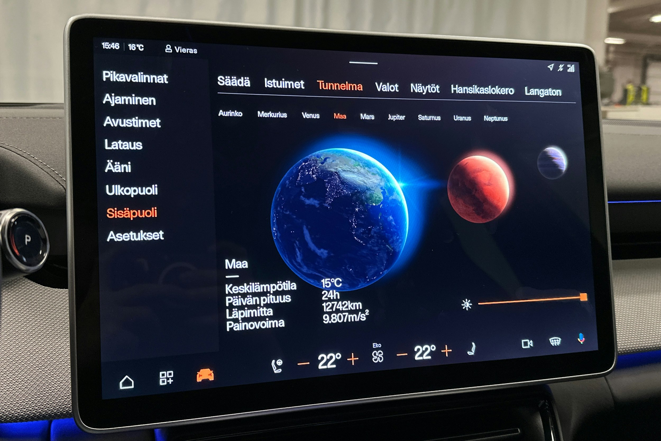 musta Polestar 4 2025 kuva 29.