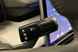 musta Polestar 4 2025 kuva 33.