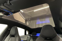 musta Polestar 4 2025 kuva 36.