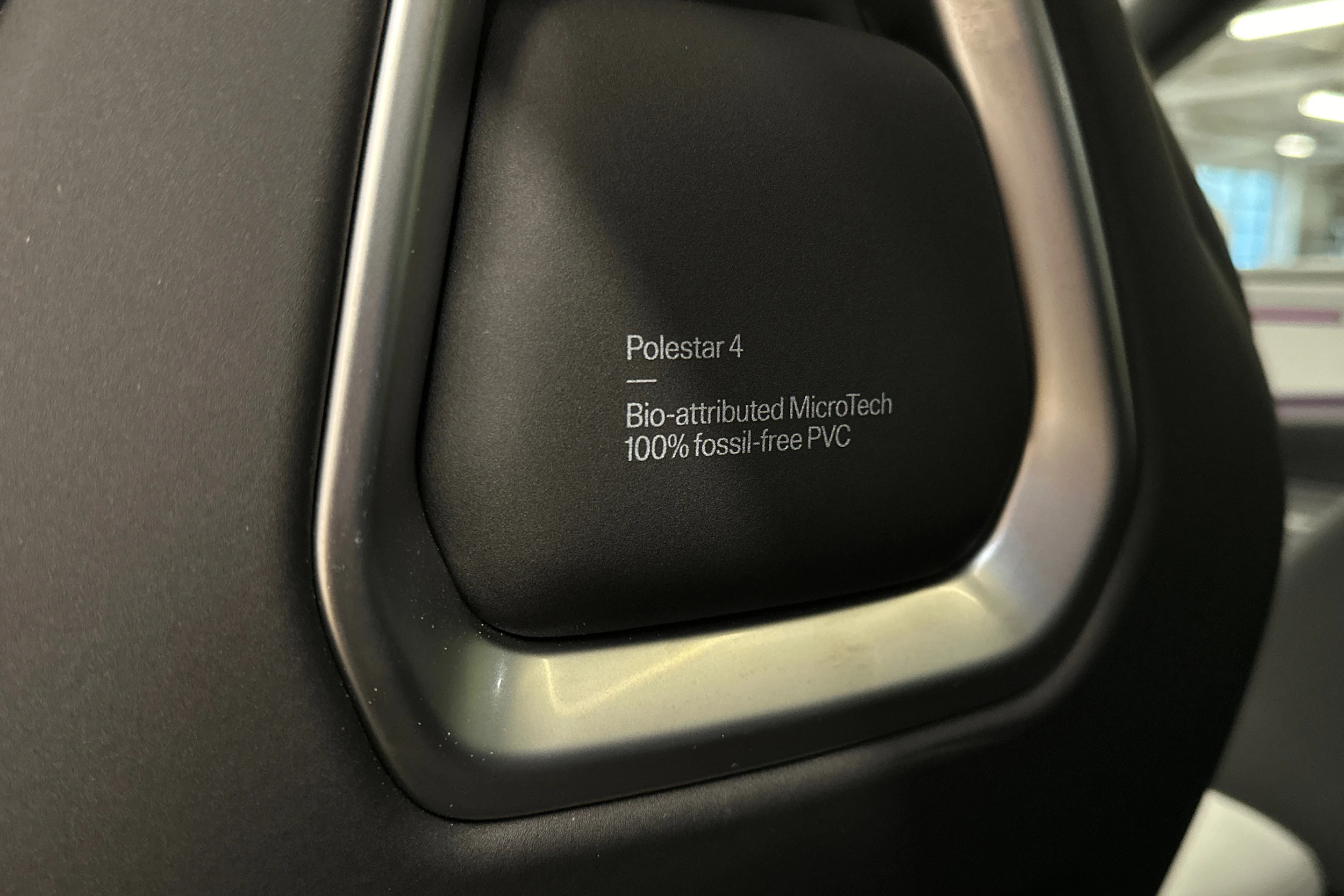 harmaa Polestar 4 2026 kuva 16.