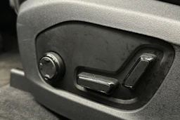 harmaa Polestar 4 2026 kuva 19.
