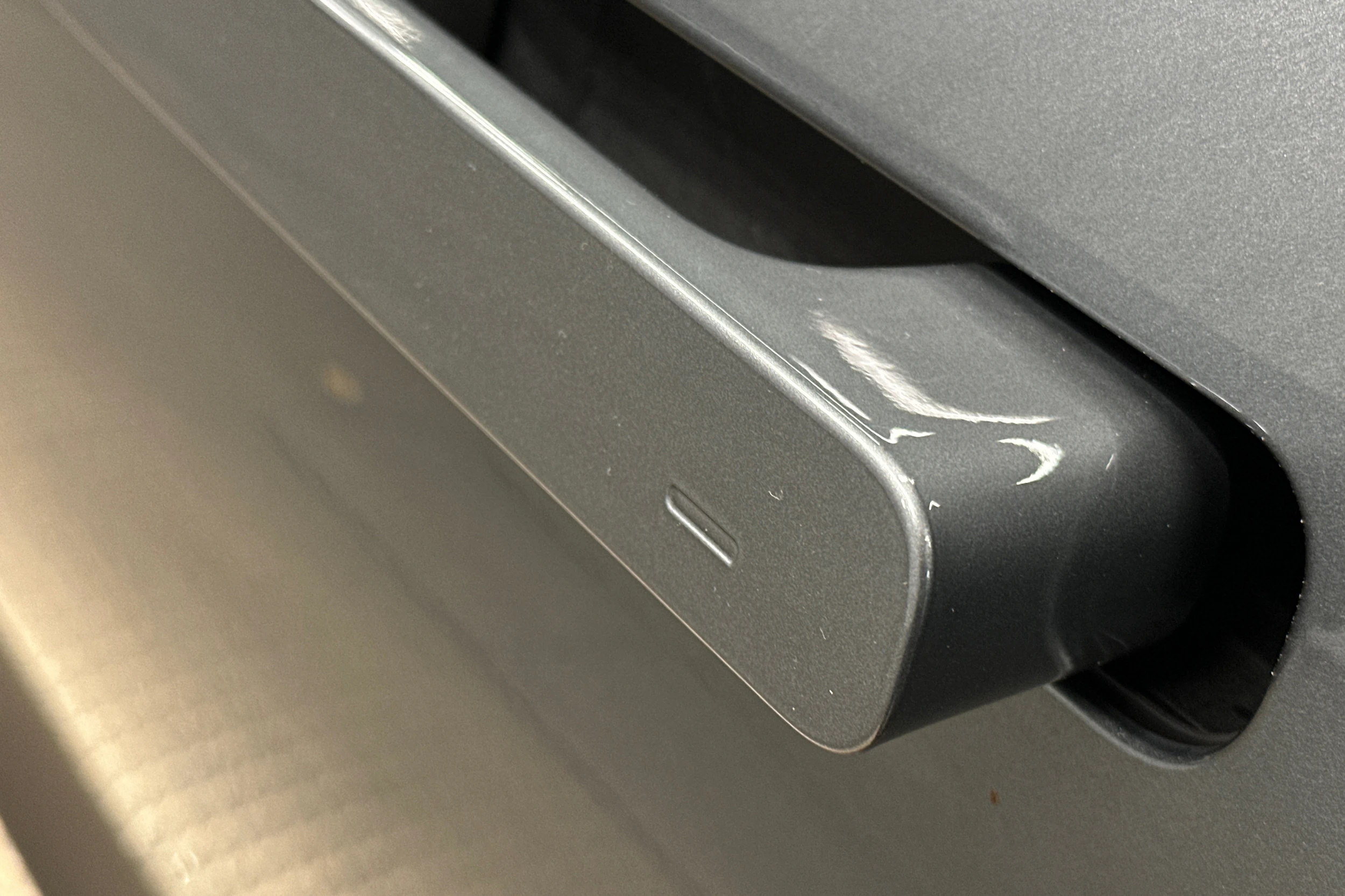 harmaa Polestar 4 2026 kuva 40.
