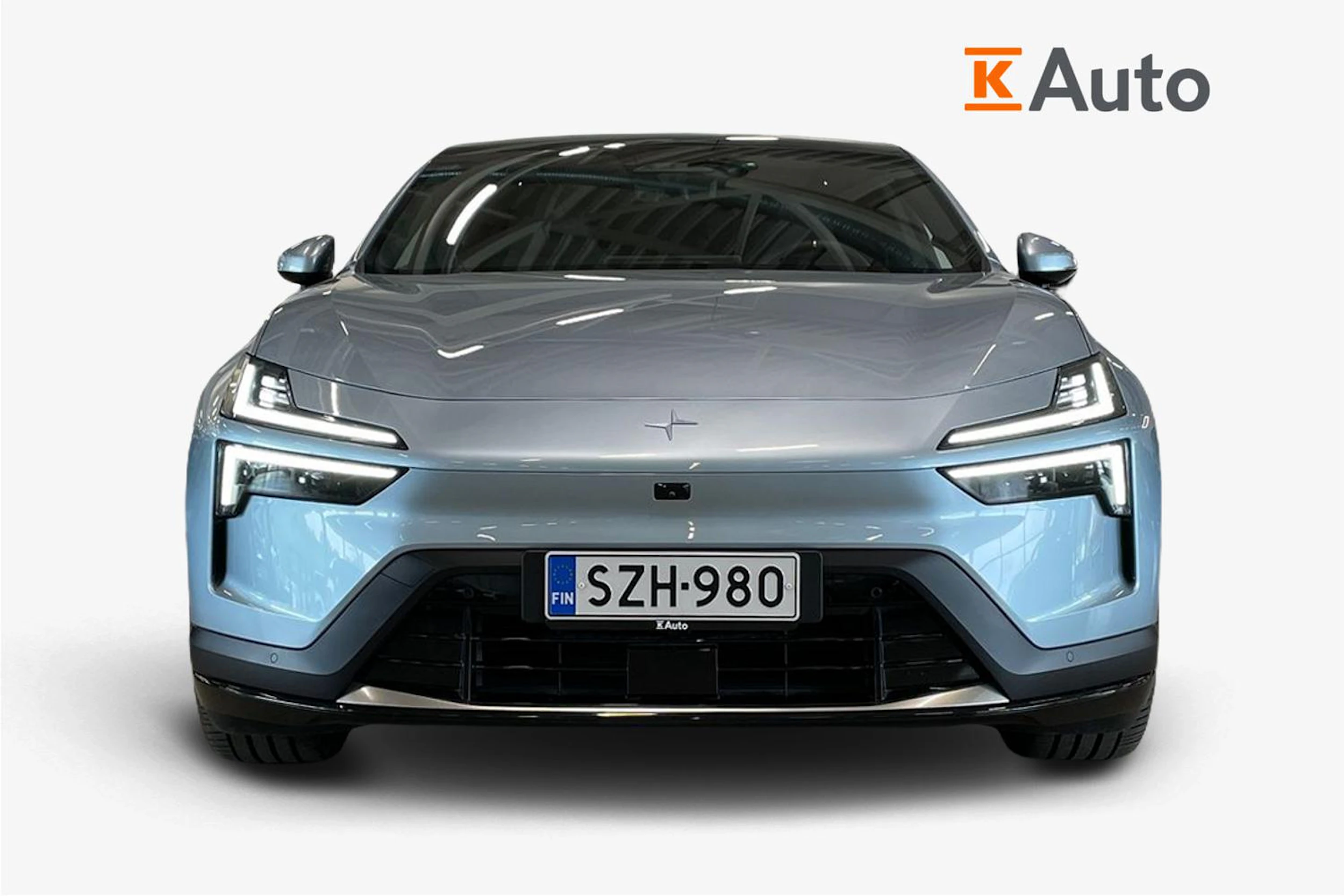 sininen Polestar 4 2025 kuva 5.