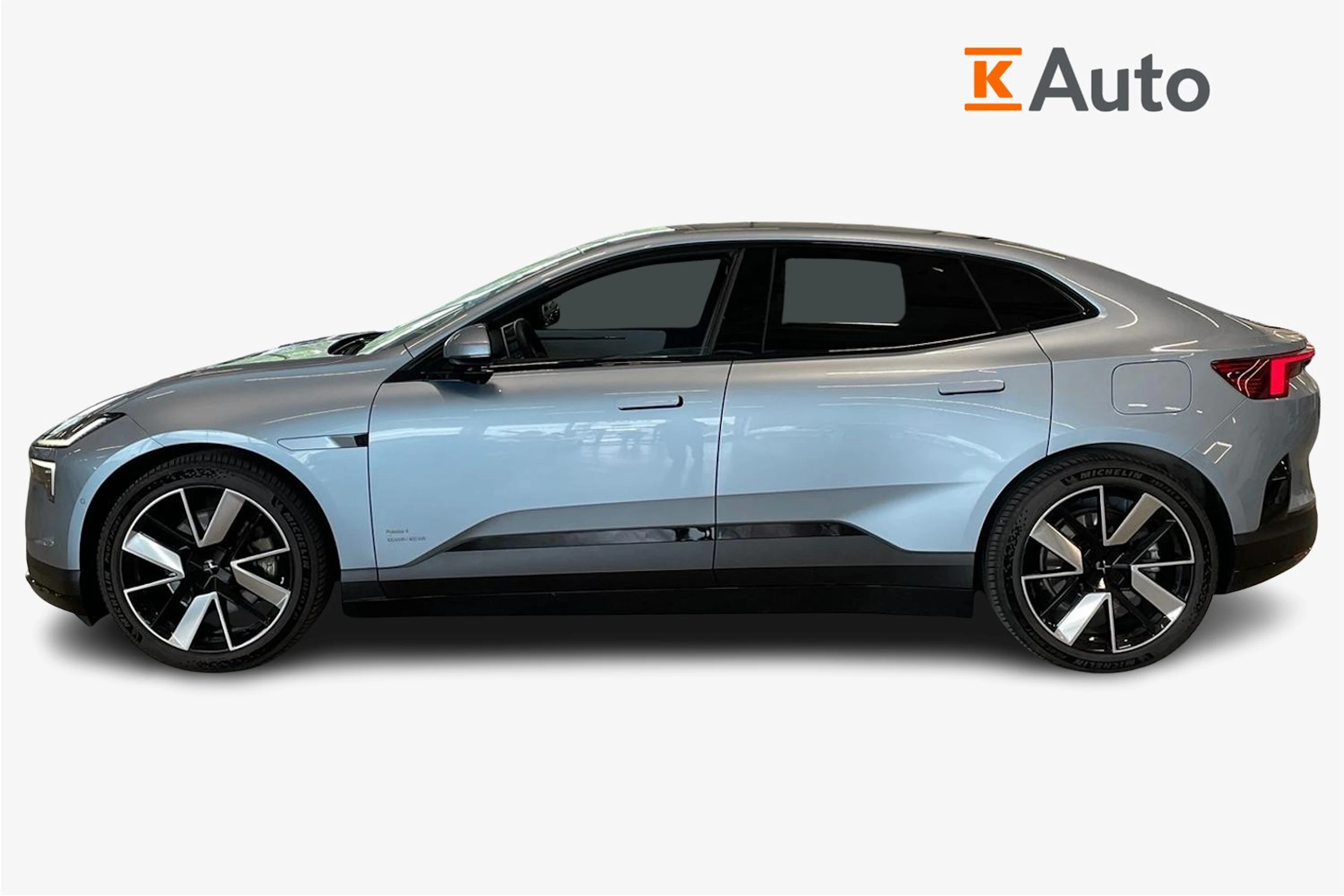 sininen Polestar 4 2025 kuva 7.