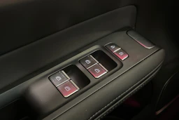 sininen Polestar 4 2025 kuva 36.