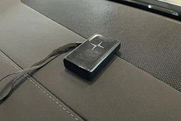 sininen Polestar 4 2025 kuva 41.