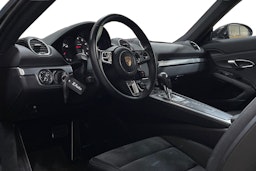 Musta Porsche 718 2017 kuva 7.