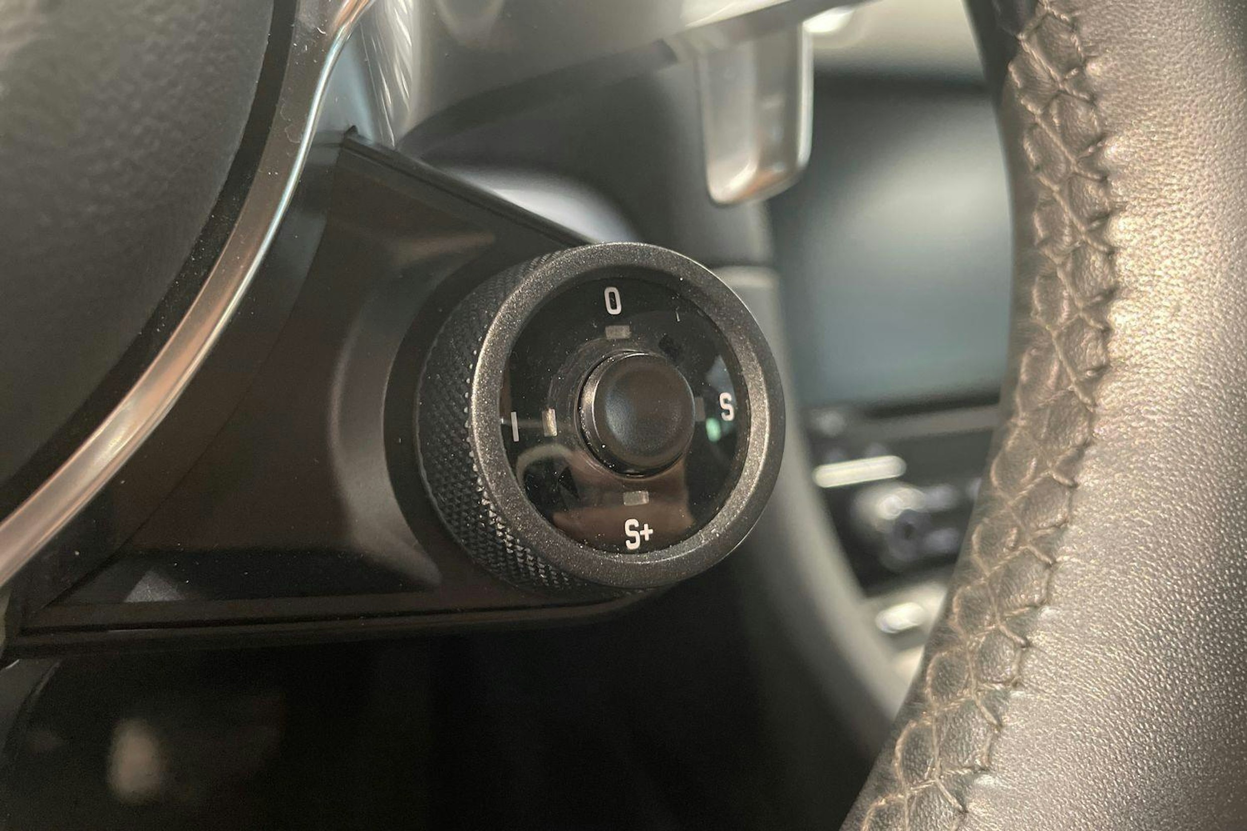 Valkoinen Porsche 718 2018 kuva 8.