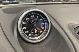 Valkoinen Porsche 718 2018 kuva 10.