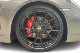 harmaa Porsche 718 2019 kuva 8.