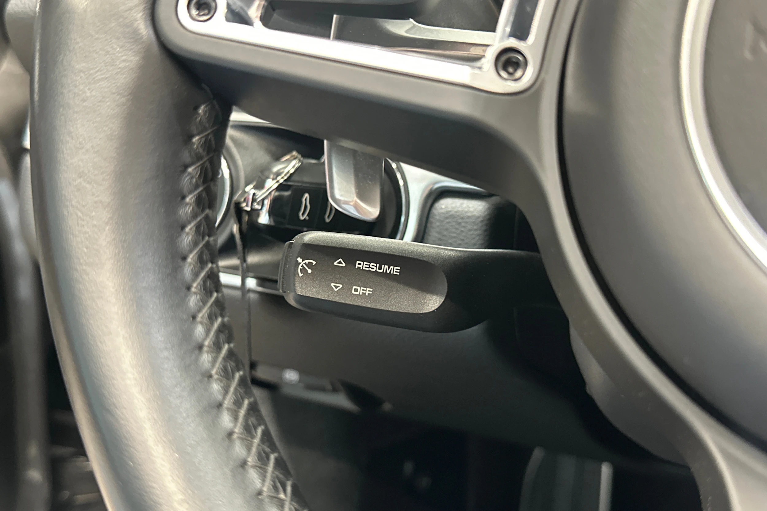 harmaa Porsche 718 2019 kuva 11.