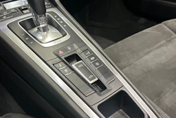 harmaa Porsche 718 2019 kuva 13.