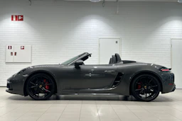 harmaa Porsche 718 2019 kuva 18.