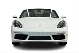 valkoinen Porsche 718 2024 kuva 4.