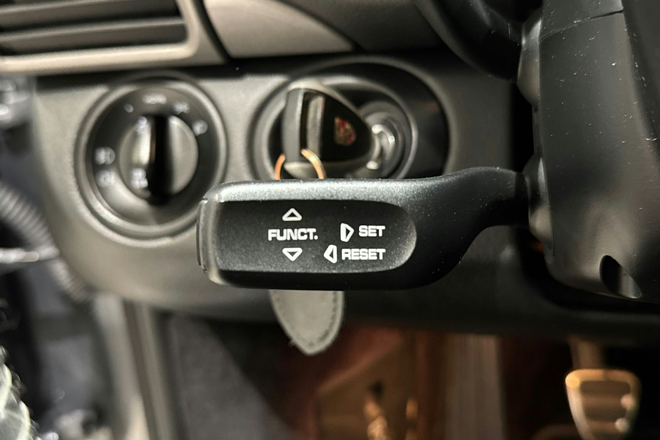 harmaa Porsche 911 2007 kuva 22.