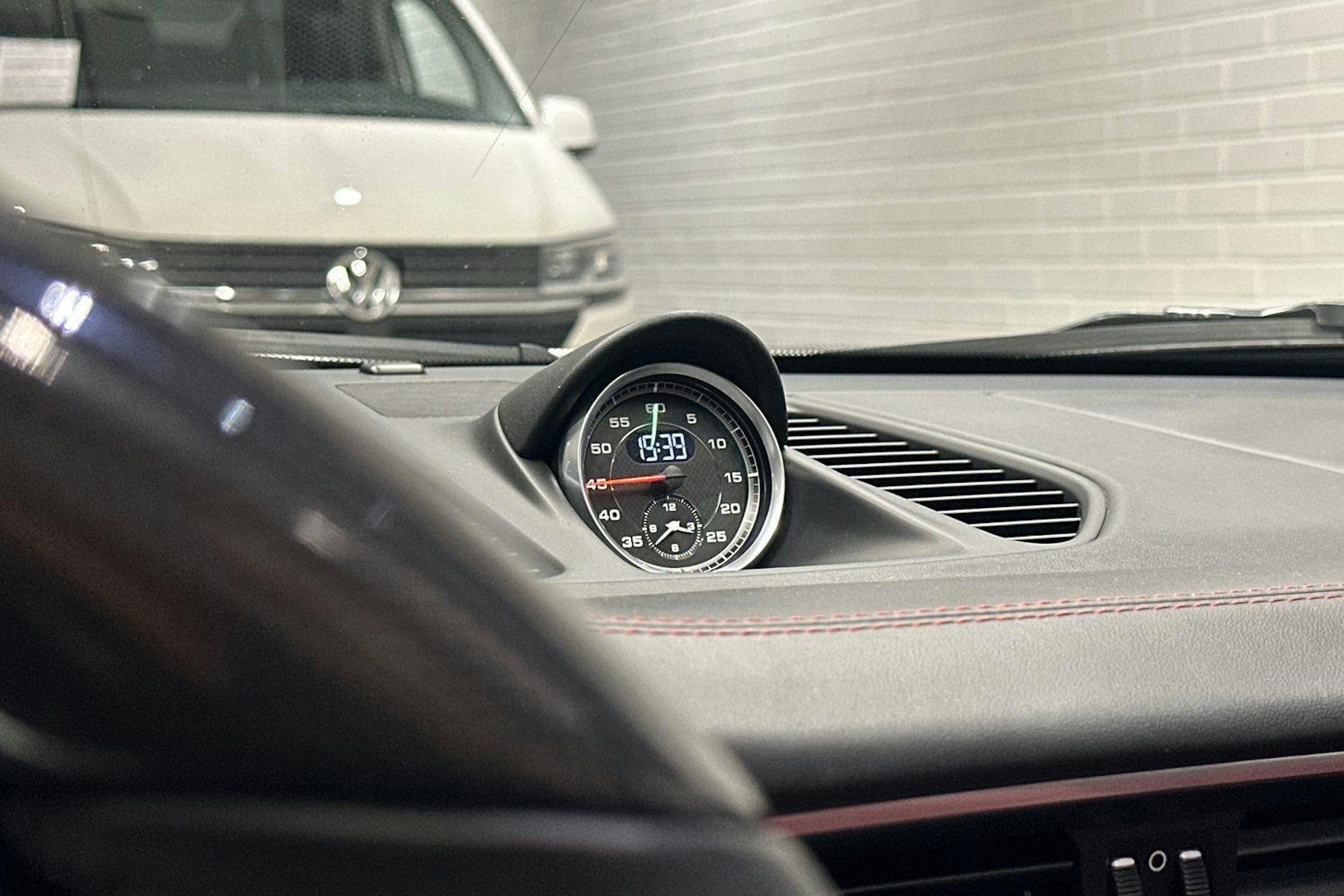 valkoinen Porsche 911 2013 kuva 13.