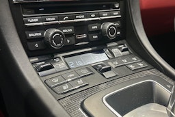 valkoinen Porsche 911 2013 kuva 15.