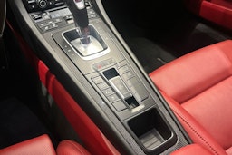 valkoinen Porsche 911 2013 kuva 16.