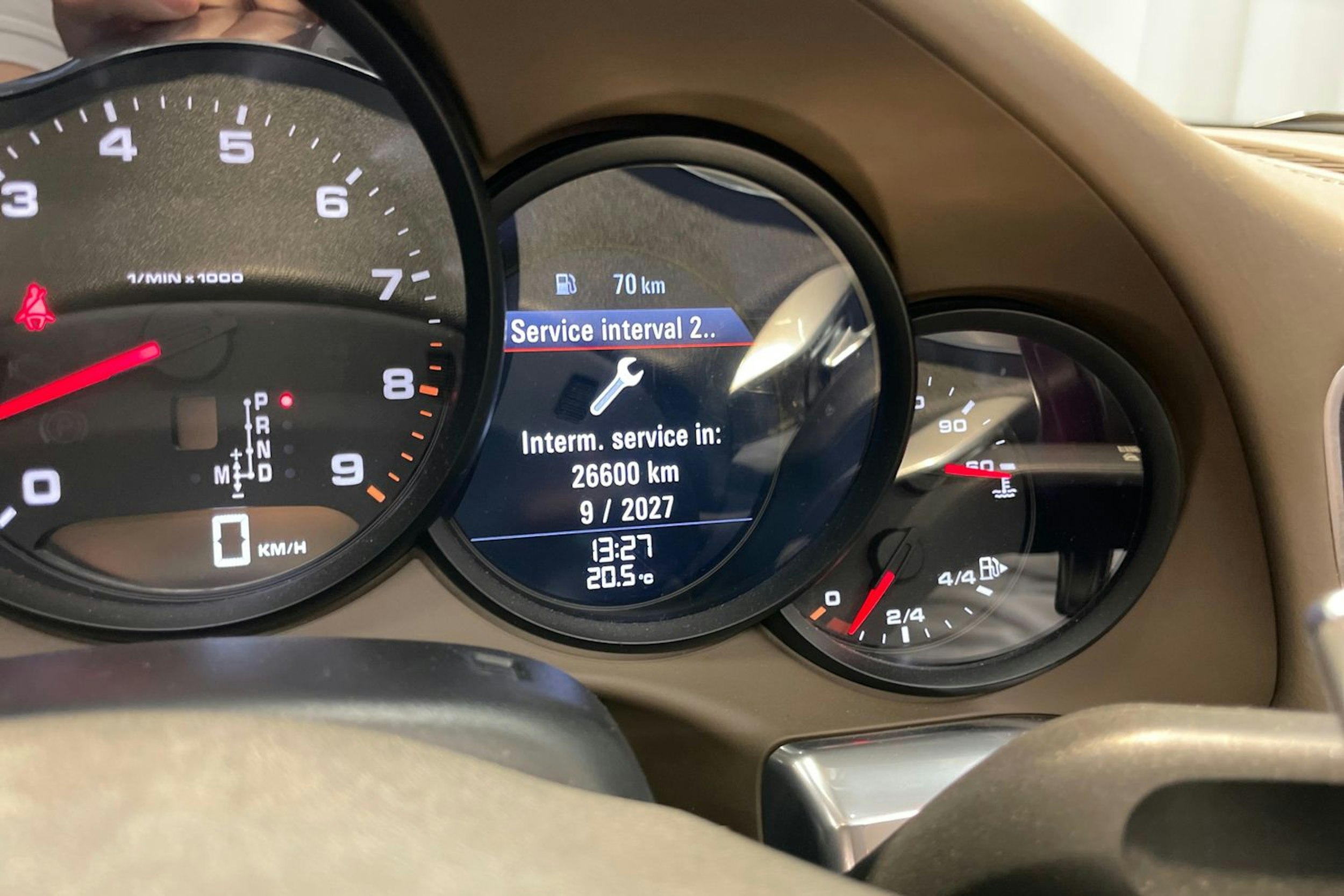 ruskea (beige) Porsche 911 2013 kuva 21.