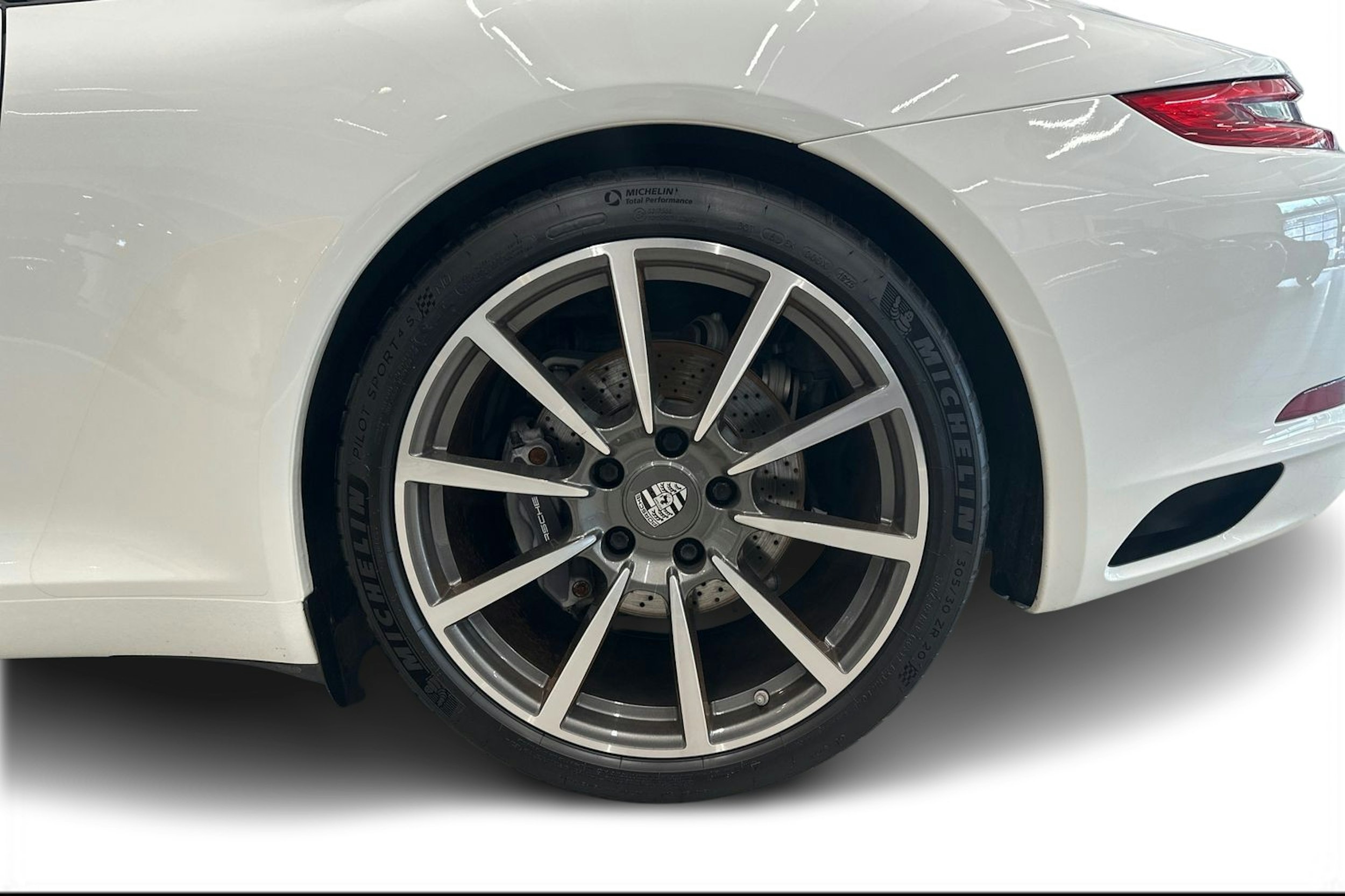 valkoinen Porsche 911 2017 kuva 9.
