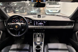 harmaa Porsche 911 2019 kuva 11.