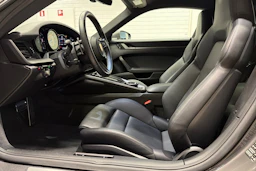 harmaa Porsche 911 2019 kuva 22.