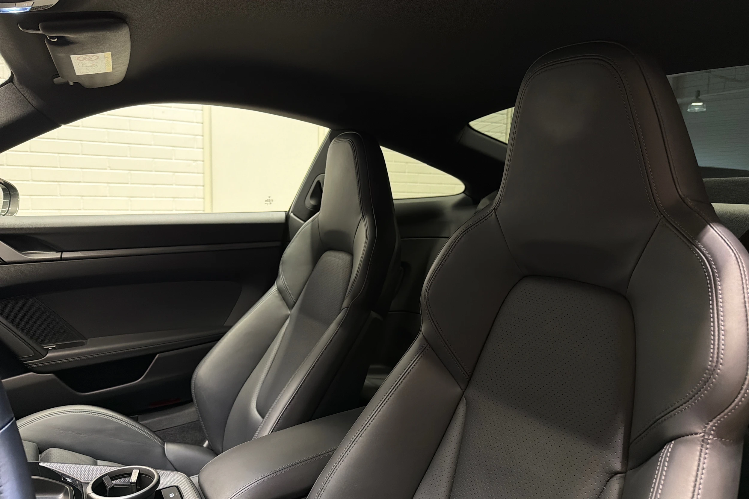 harmaa Porsche 911 2019 kuva 23.