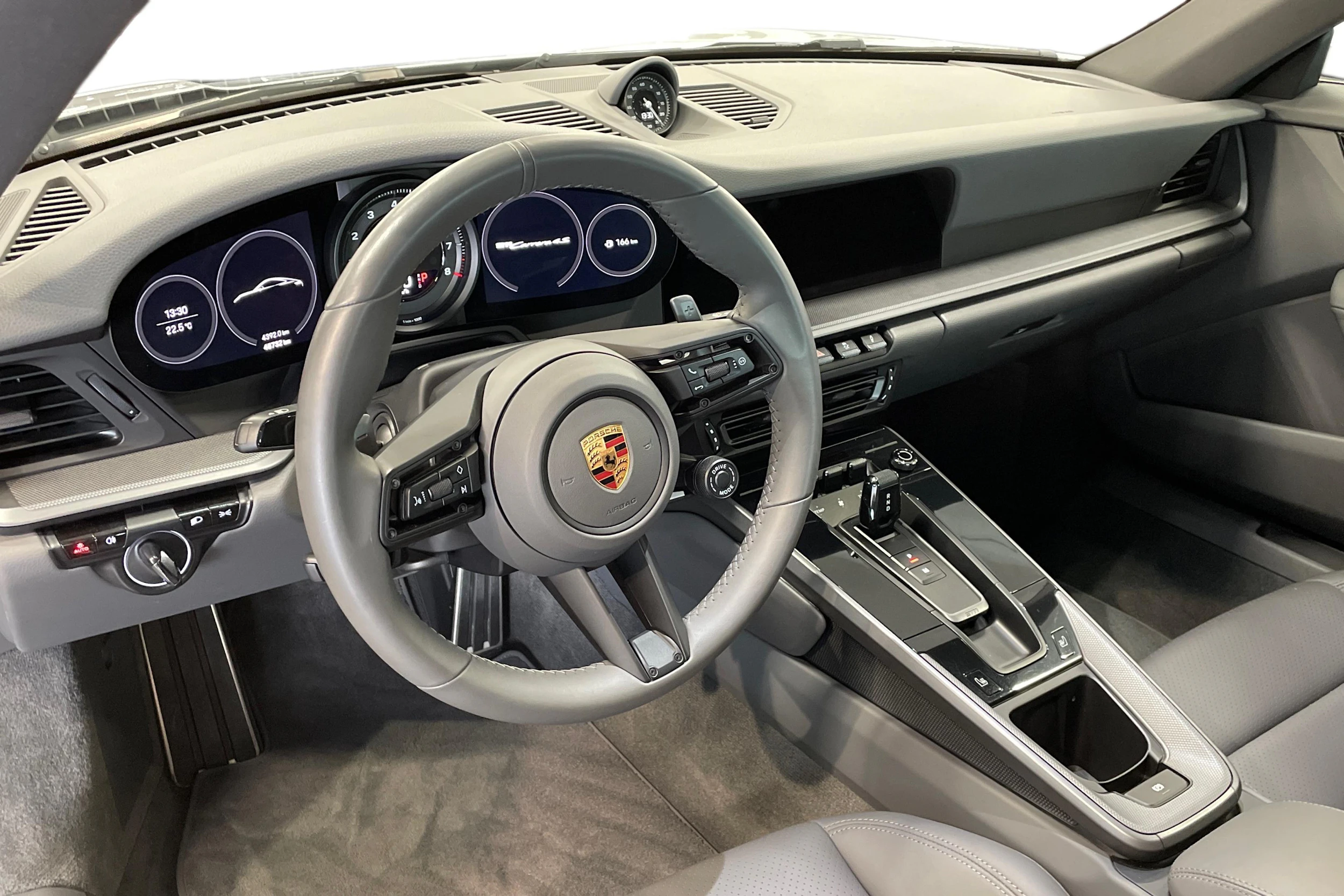 harmaa Porsche 911 2019 kuva 6.
