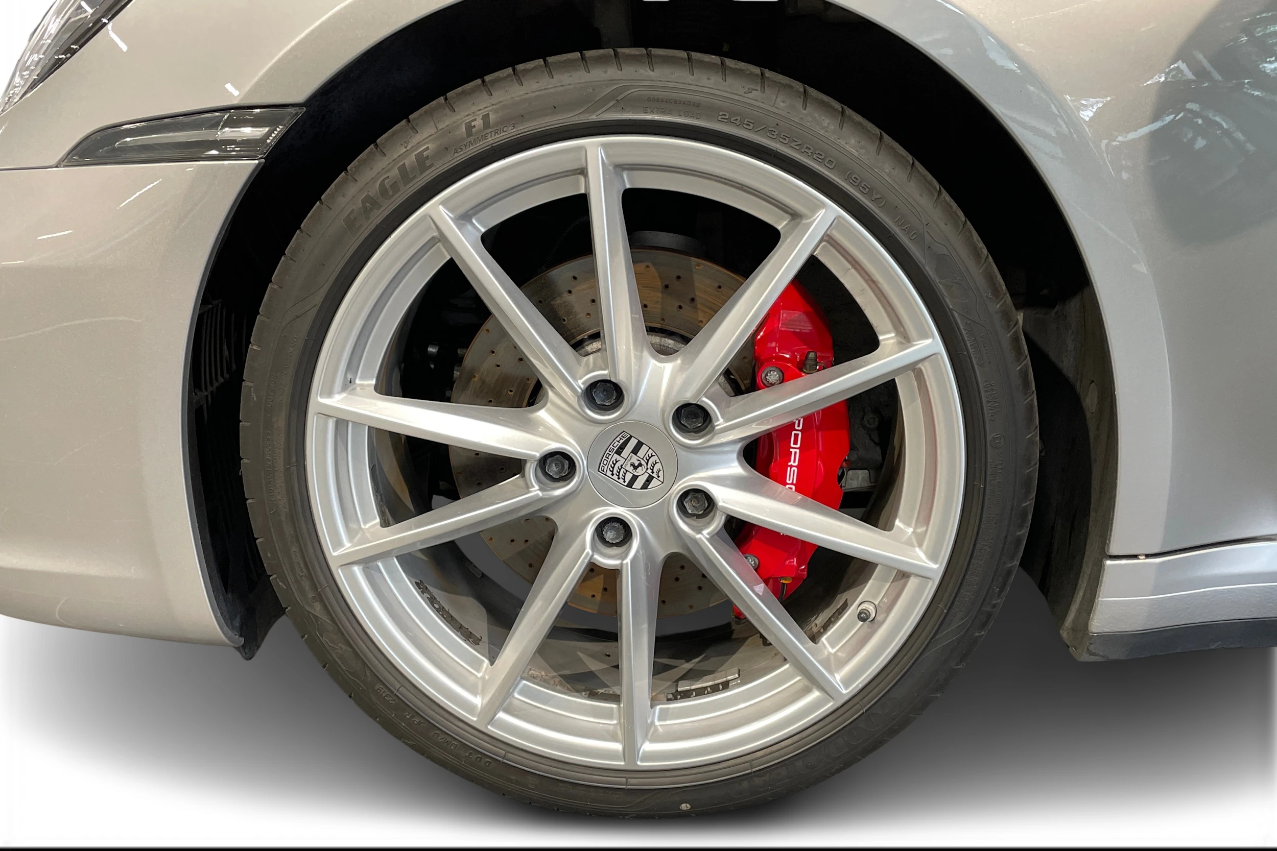 harmaa Porsche 911 2019 kuva 7.