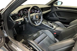 Musta Porsche 911 2019 kuva 6.