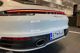 valkoinen Porsche 911 2020 kuva 19.