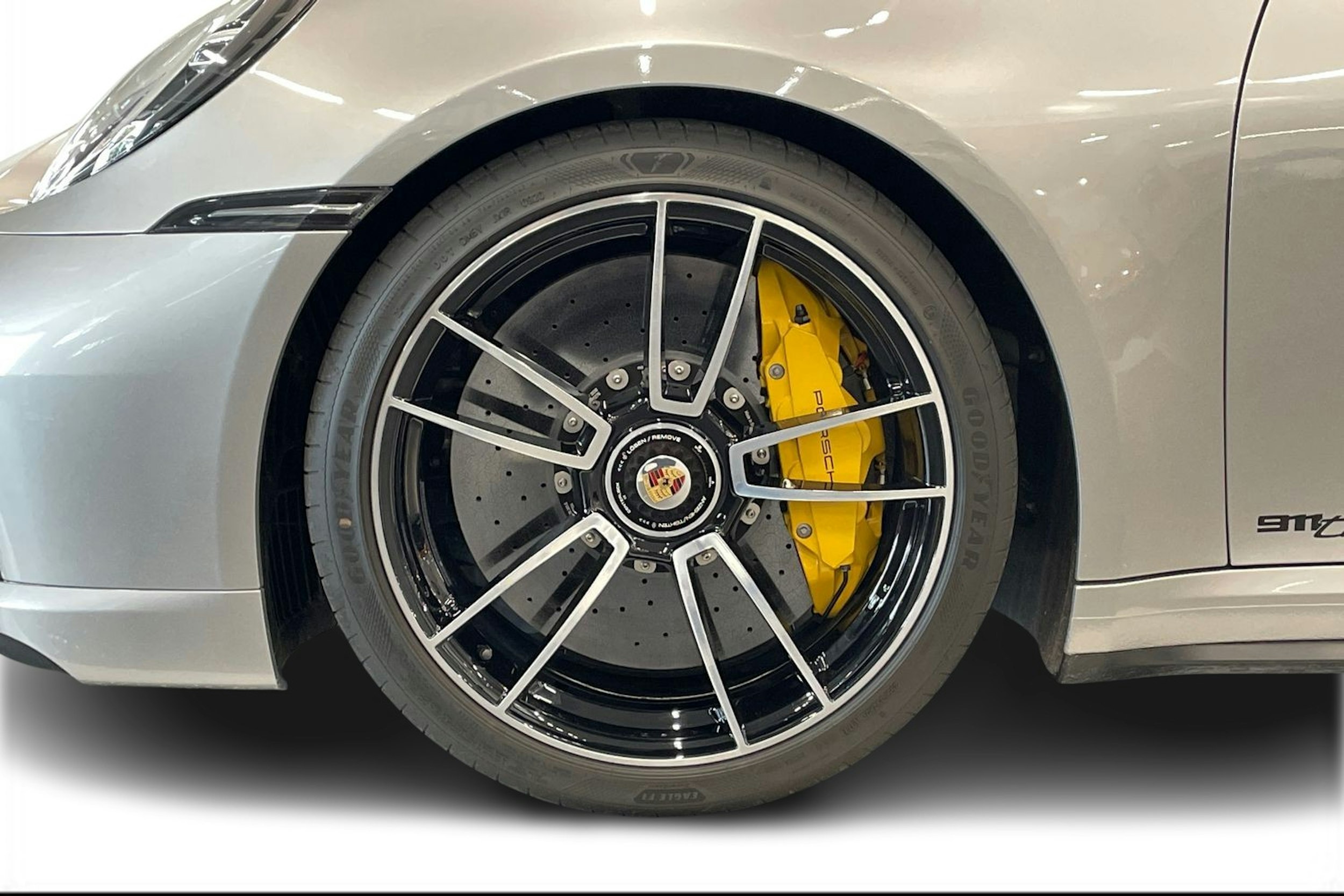 hopea Porsche 911 2020 kuva 7.
