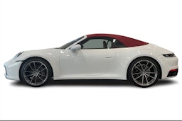 Valkoinen Porsche 911 2021 kuva 5.