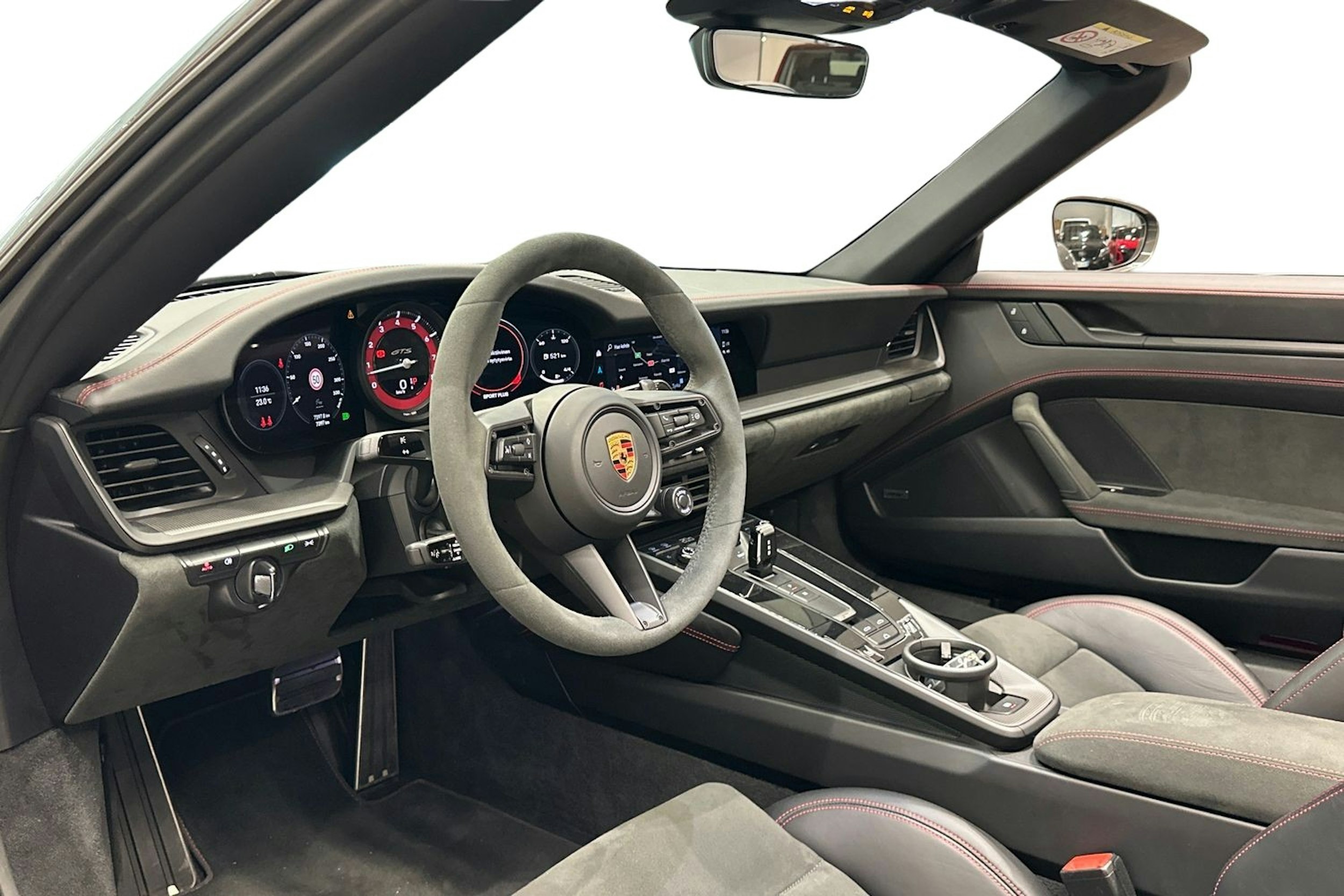 harmaa Porsche 911 2023 kuva 6.