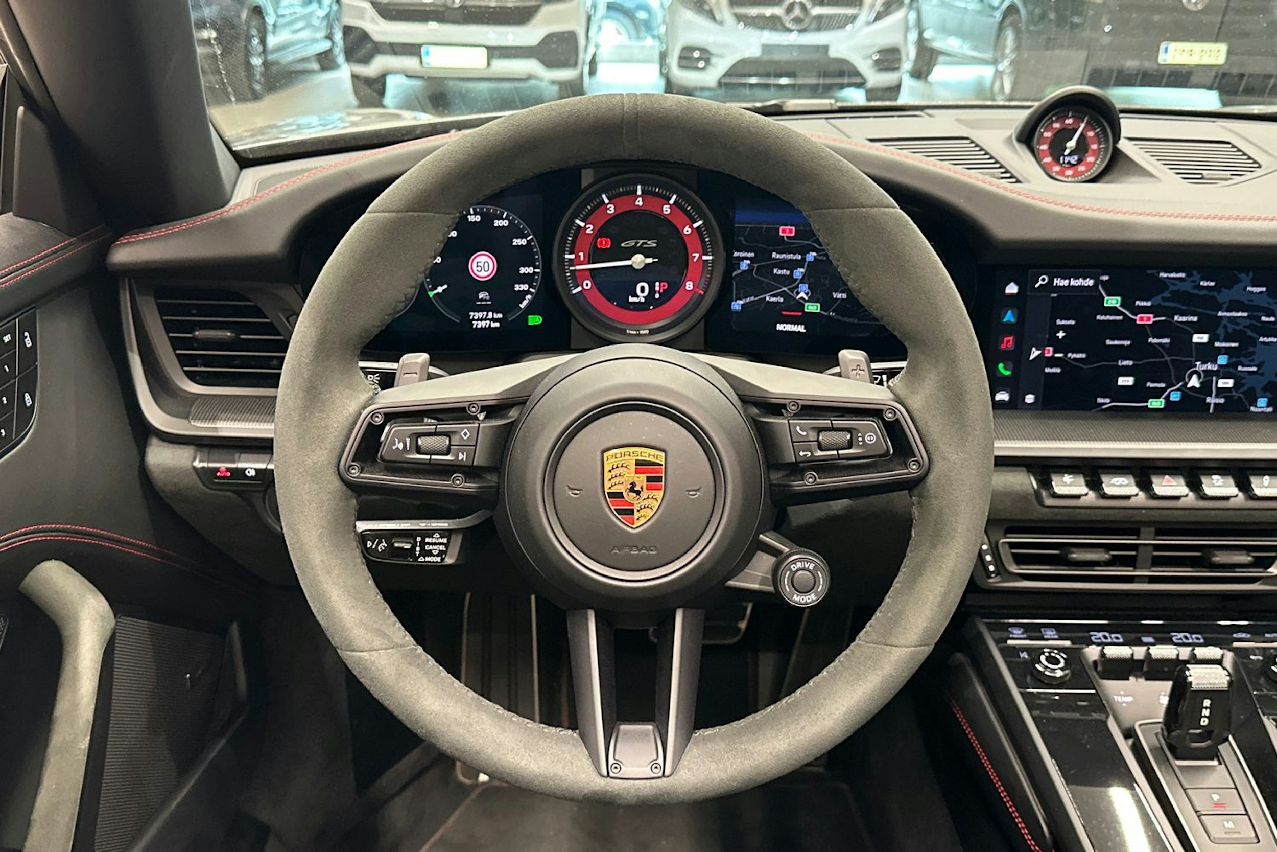 harmaa Porsche 911 2023 kuva 10.