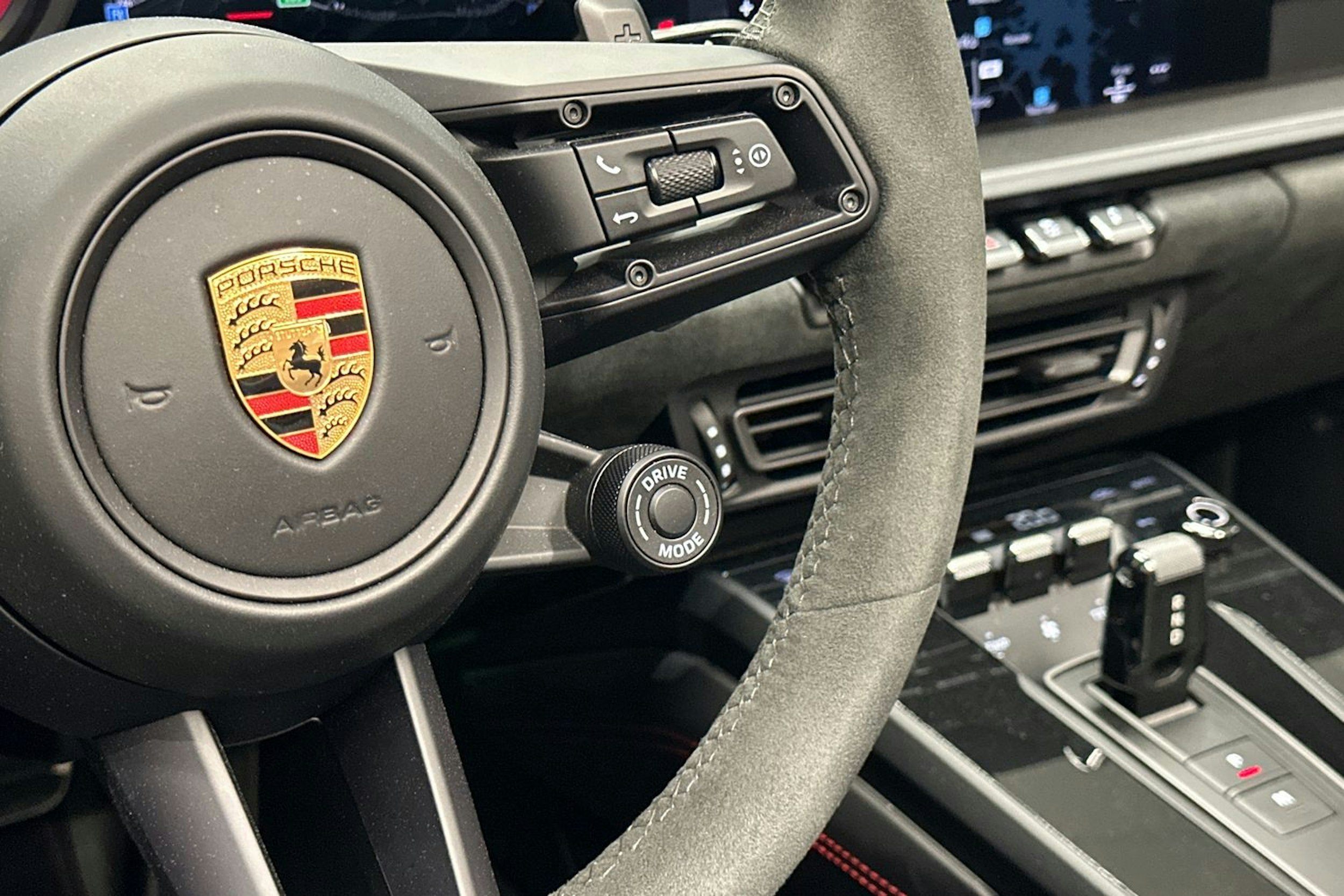 harmaa Porsche 911 2023 kuva 11.