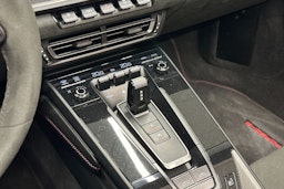 harmaa Porsche 911 2023 kuva 14.