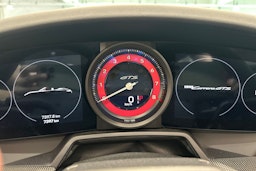 harmaa Porsche 911 2023 kuva 22.