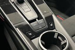 harmaa Porsche 911 2023 kuva 29.