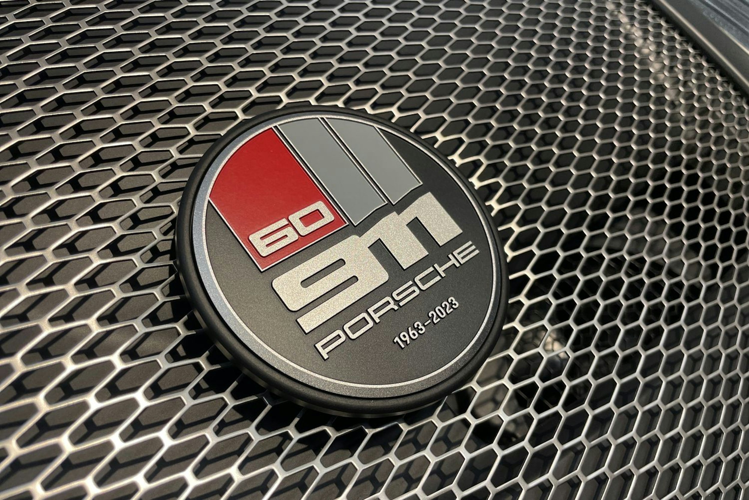 vihreä Porsche 911 2024 kuva 34.