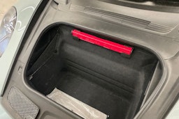 vihreä Porsche 911 2024 kuva 36.