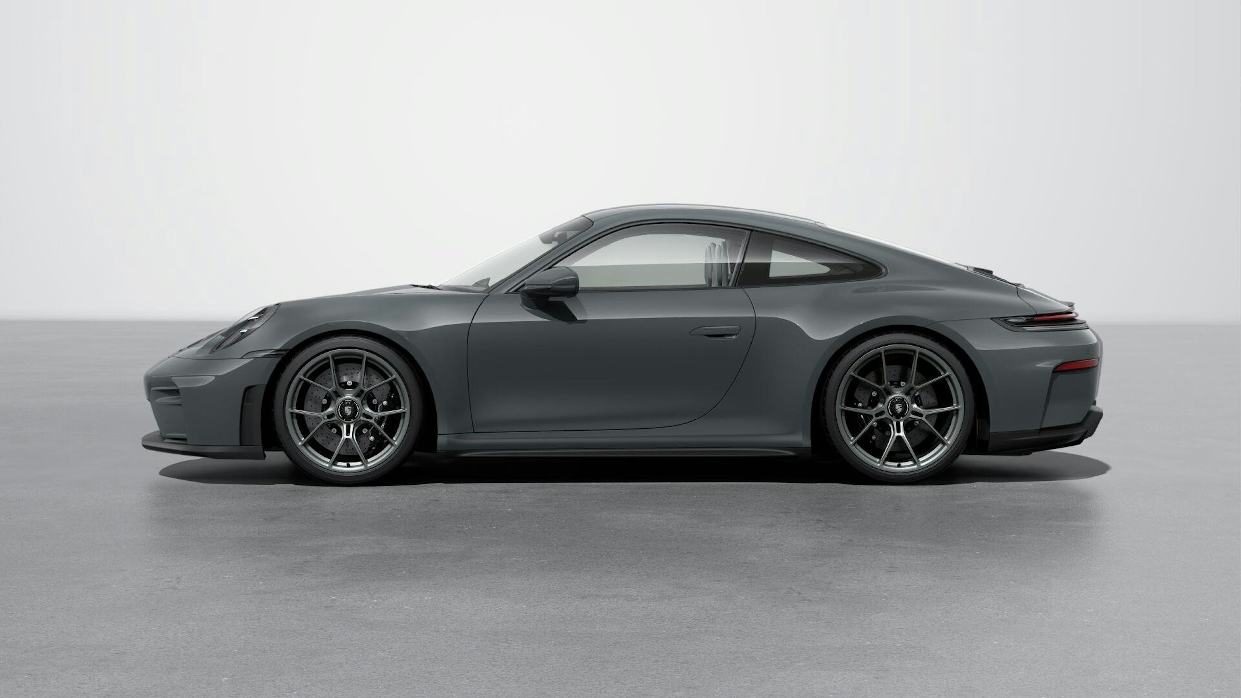 harmaa Porsche 911 2025 kuva 4.