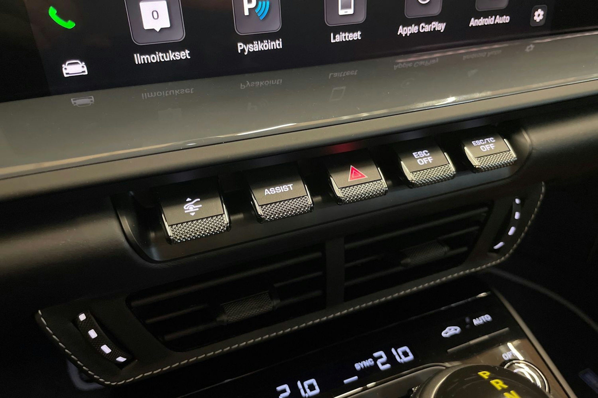 harmaa Porsche 911 2025 kuva 18.