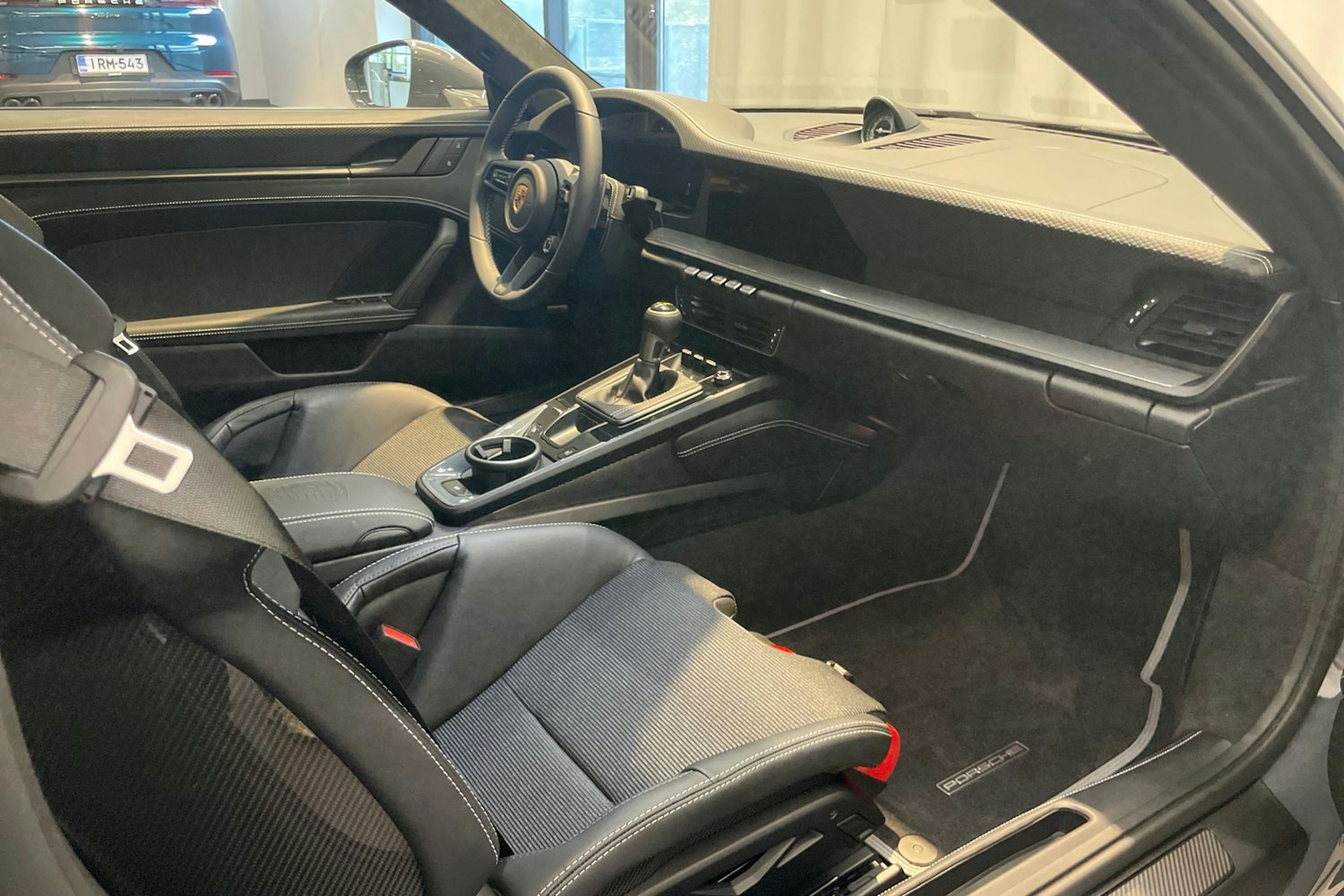 harmaa Porsche 911 2025 kuva 20.