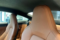 met. vihreä Porsche 911 2025 kuva 16.