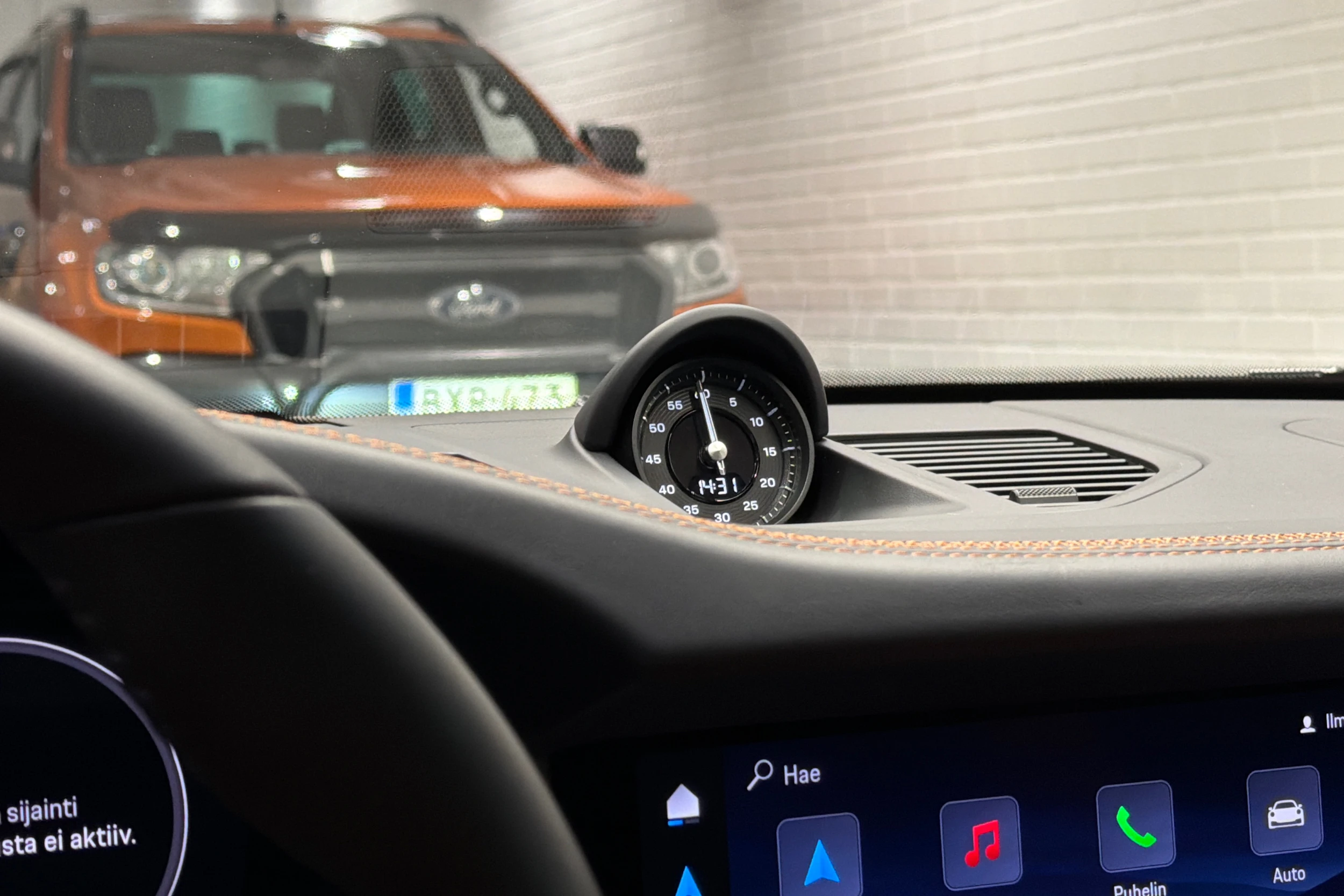 harmaa Porsche 911 2025 kuva 14.