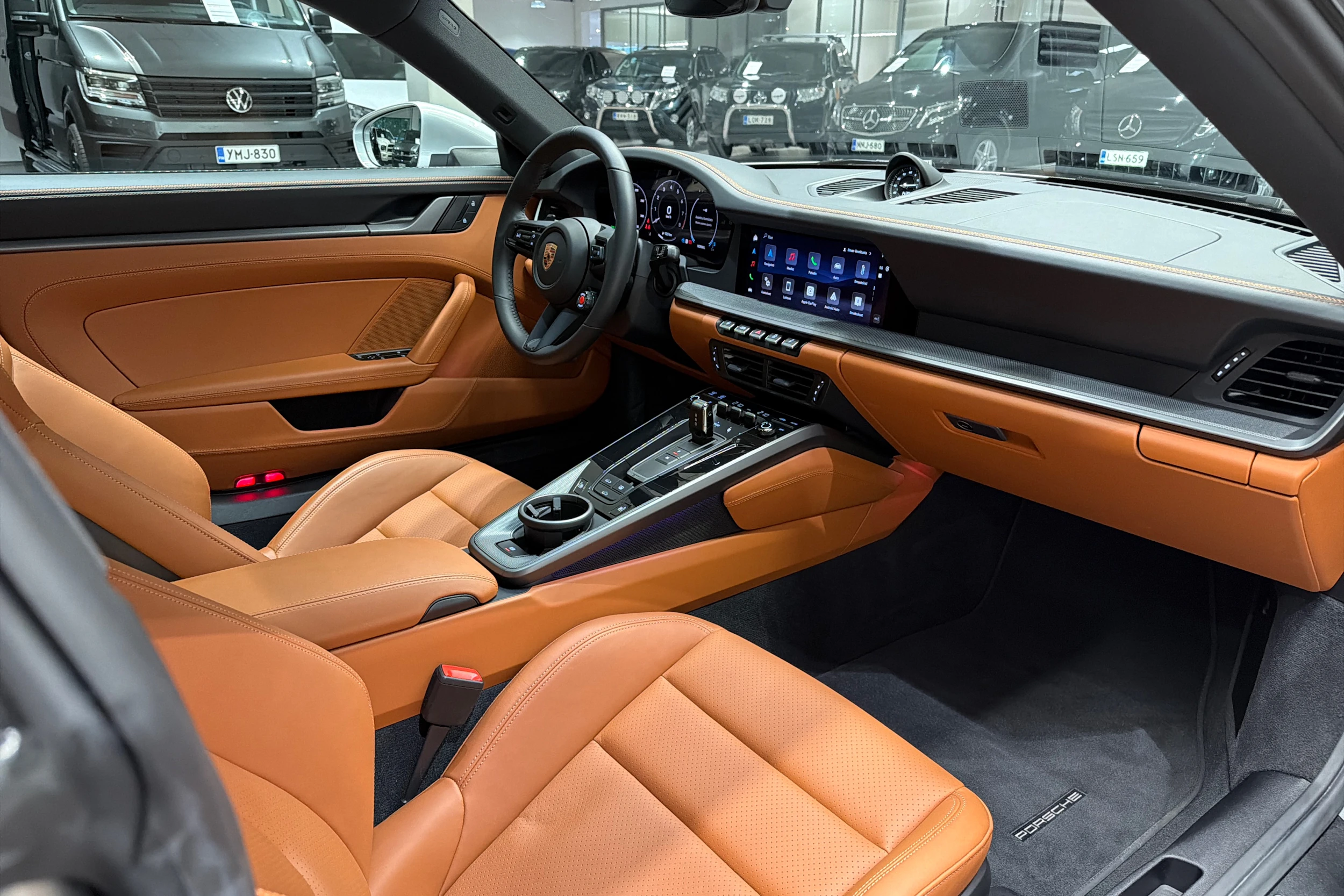 harmaa Porsche 911 2025 kuva 24.