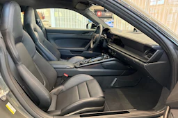 vihreä Porsche 911 2026 kuva 10.