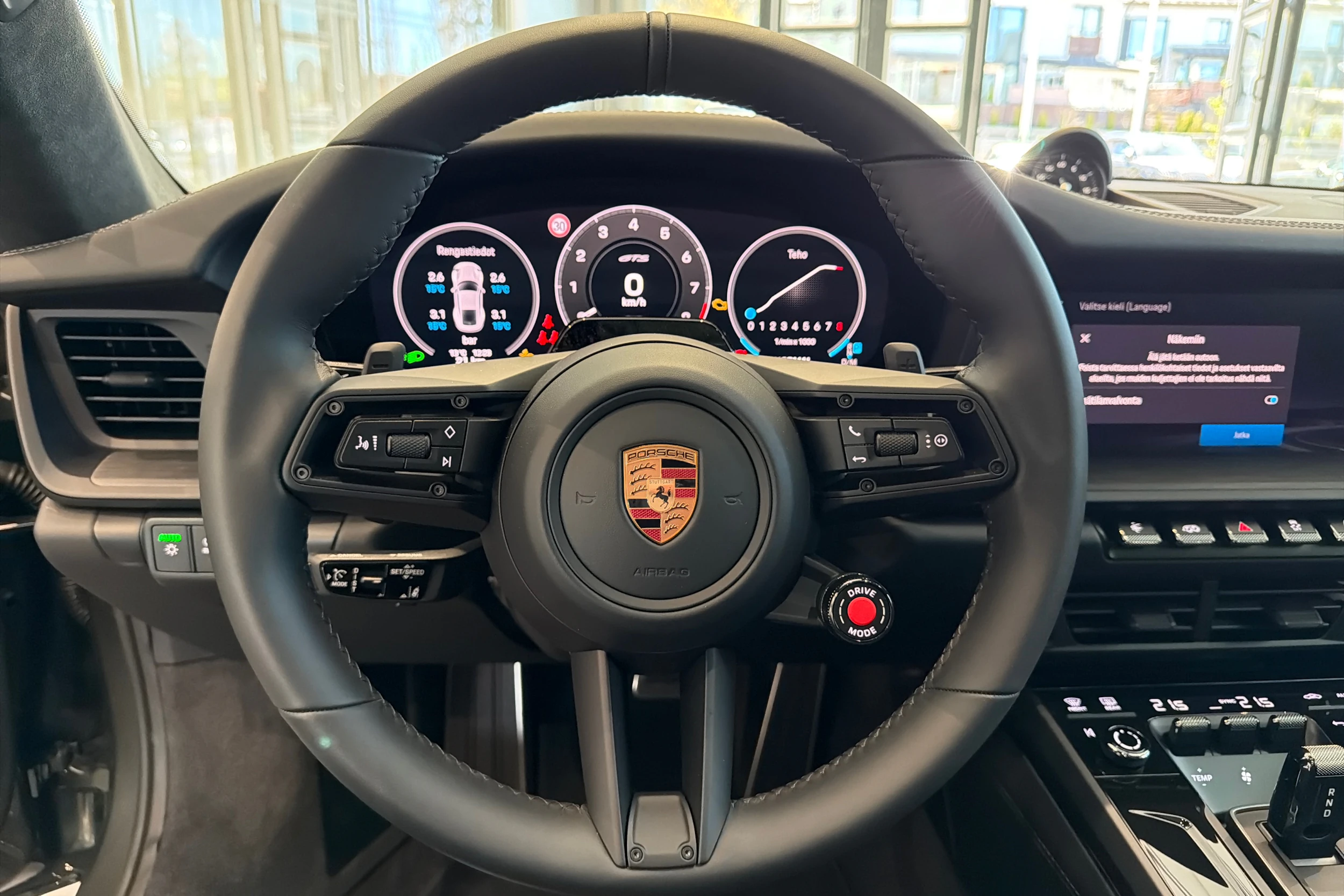vihreä Porsche 911 2026 kuva 11.